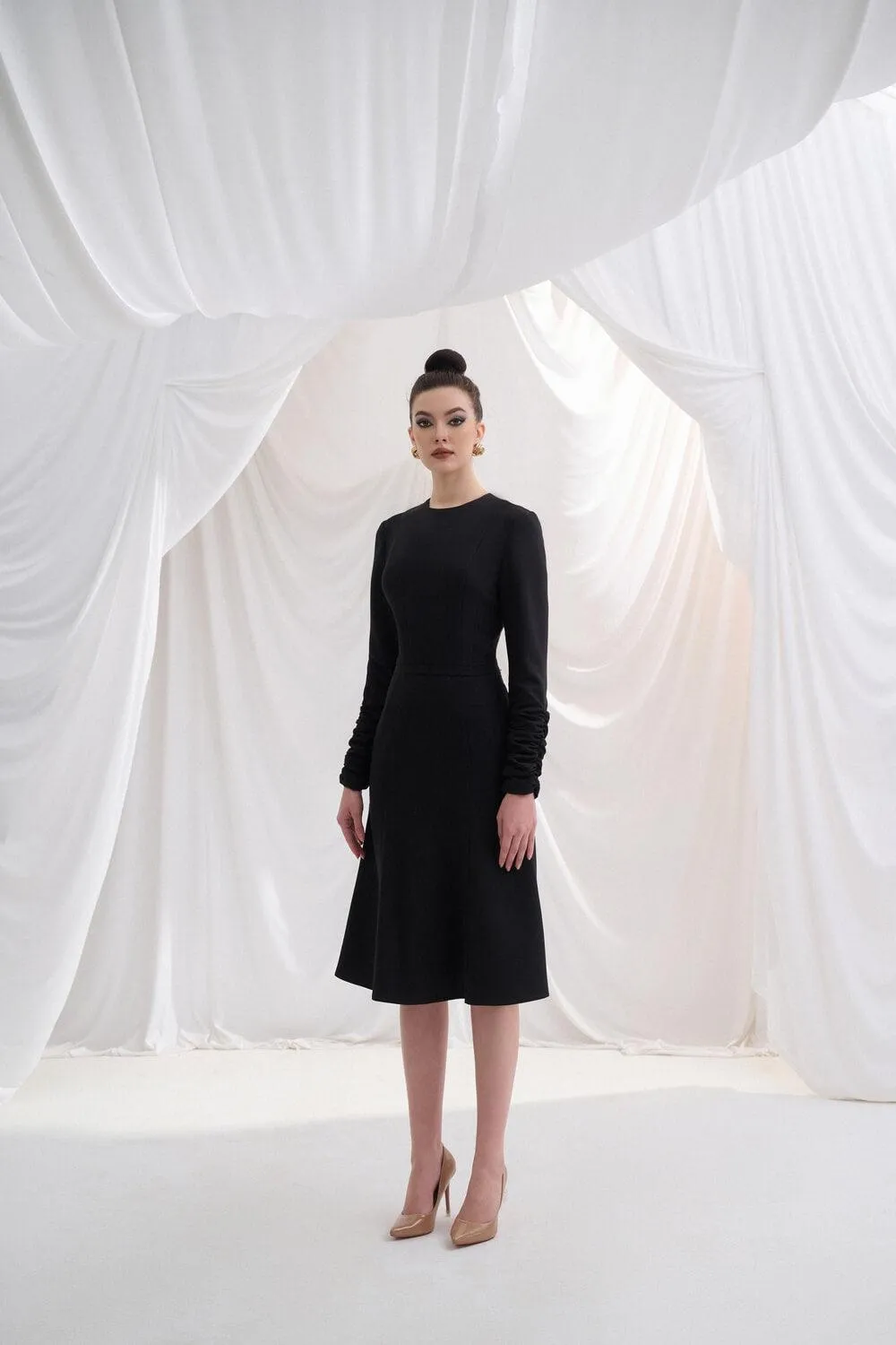 Cresila Fit and Flare Round Neck Twill Midi Dress