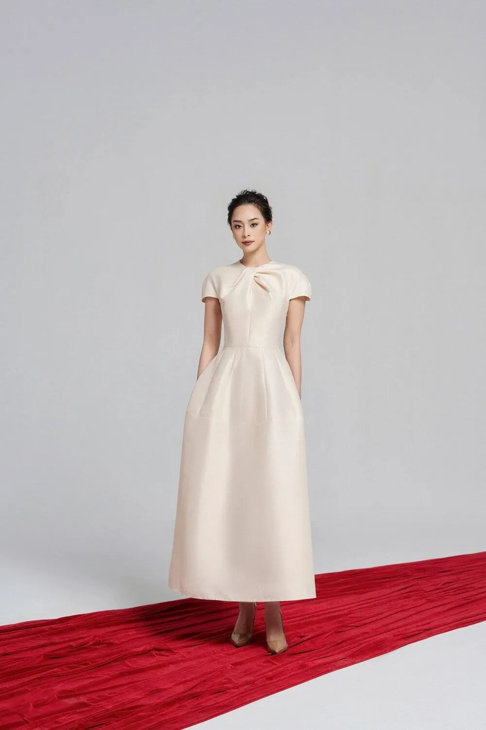 Macy A-line Round Neck Taffeta Midi Dress
