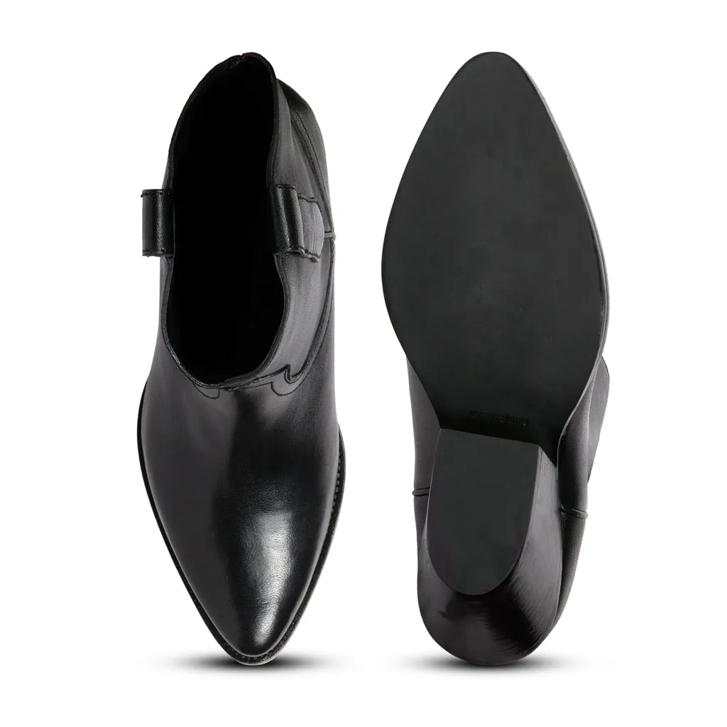 Saint Giulia Black Leather Handcrafted Ankle Boots