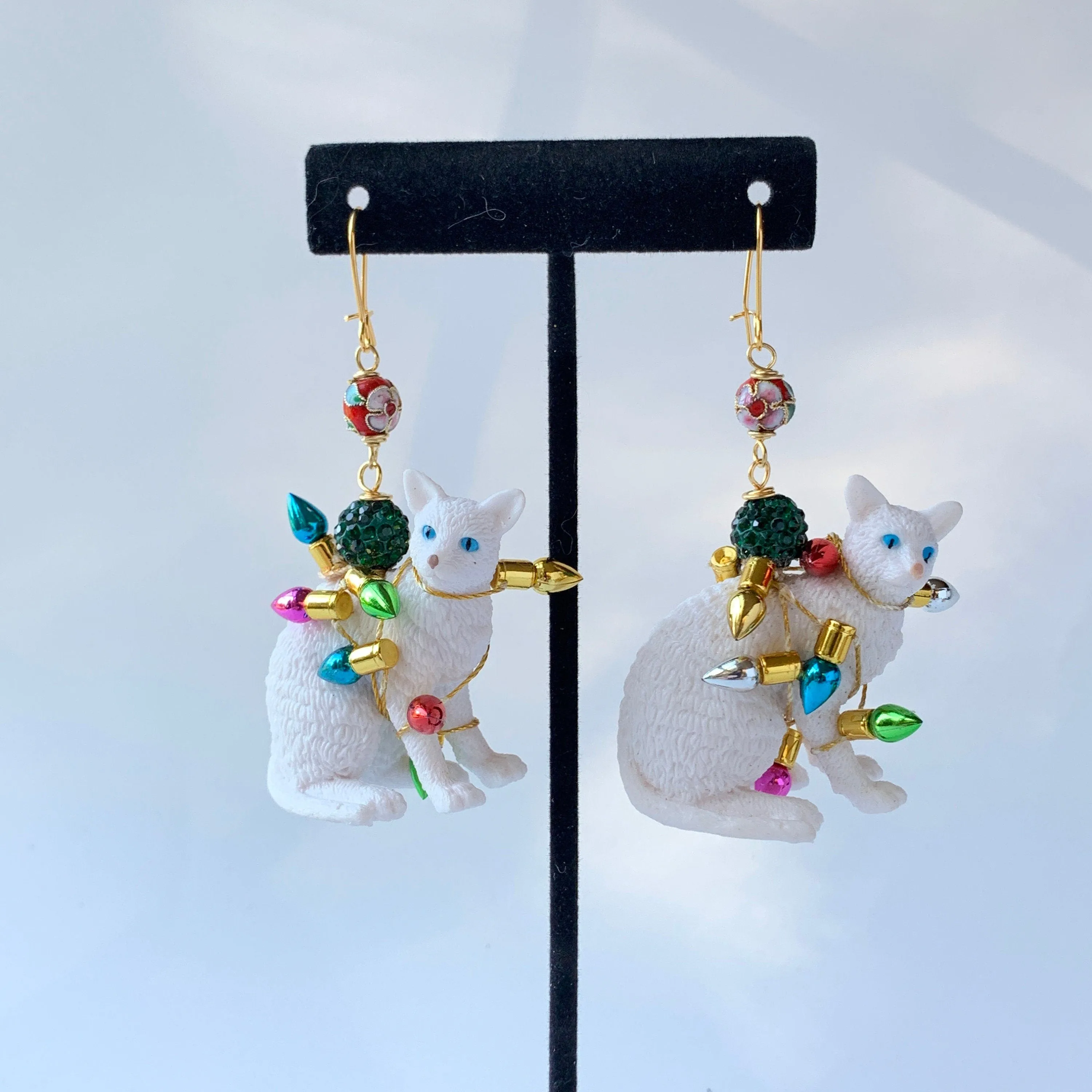 Tangled Kitty Holiday Earrings