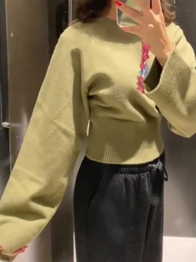 TAVIMART  -  2025 New Knitted Women's Sweater Casual Round Neck Elastic Hem Wide Sleeve Crop Pullover Top Ladies Fashion Knitwear Jumper