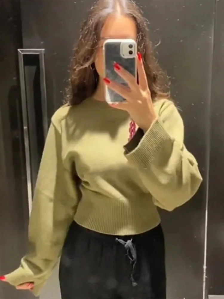 TAVIMART  -  2025 New Knitted Women's Sweater Casual Round Neck Elastic Hem Wide Sleeve Crop Pullover Top Ladies Fashion Knitwear Jumper